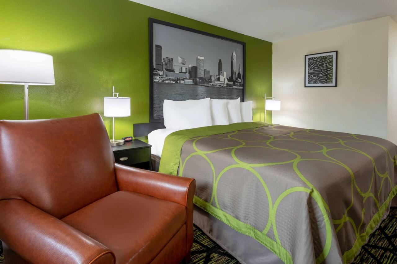 Super 8 By Wyndham Wooster Hotel ภายนอก รูปภาพ