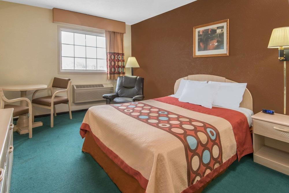 Super 8 By Wyndham Wooster Hotel ภายนอก รูปภาพ